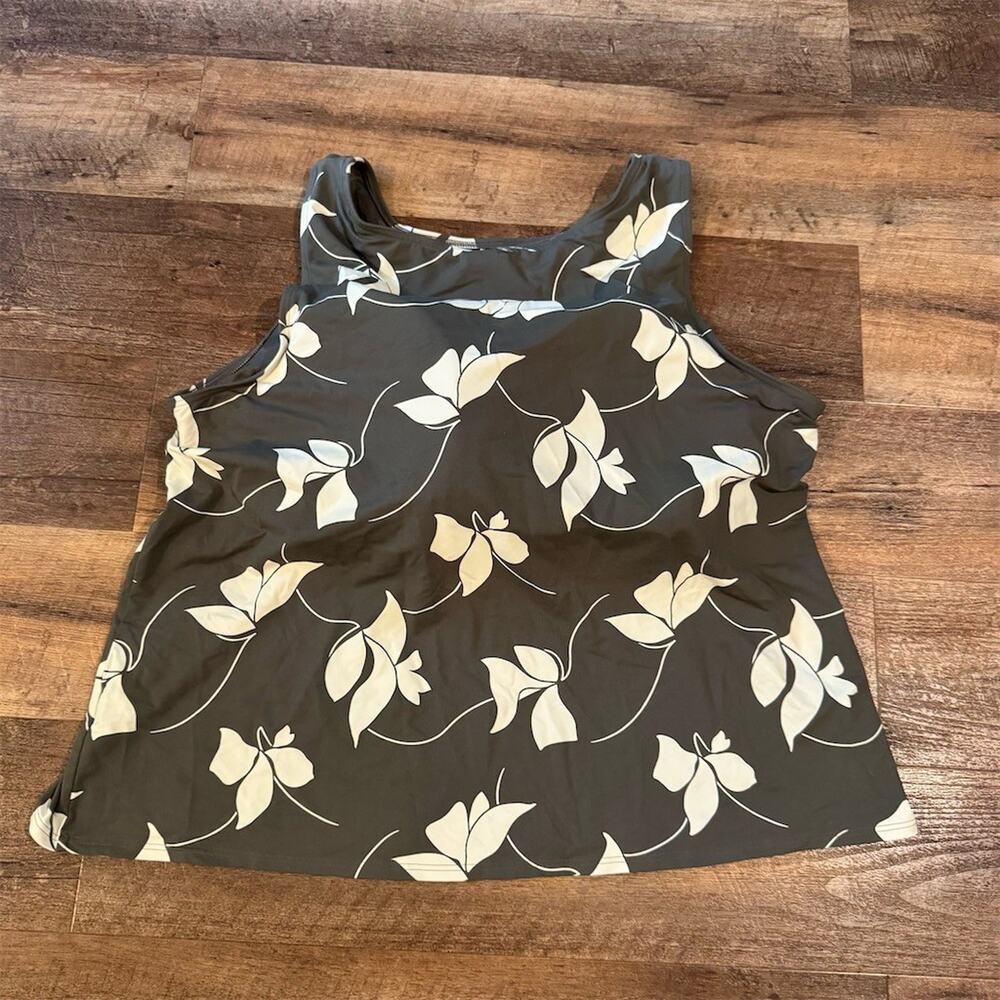 Lands' End Tankini Swim Top 24W Gray-Green Floral Scoop Modest Built In Bra - Picture 2 of 6